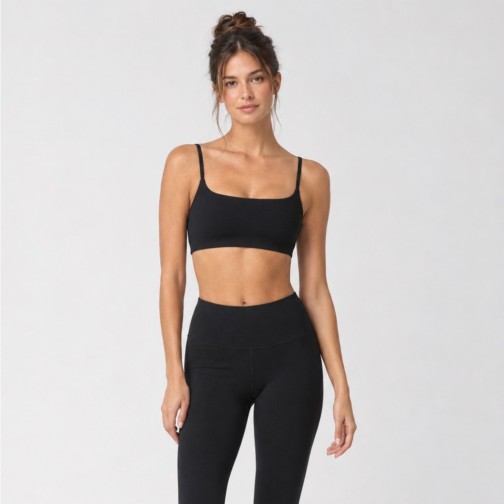 NWT Vuori AllTheFeels Cami Bra in Black